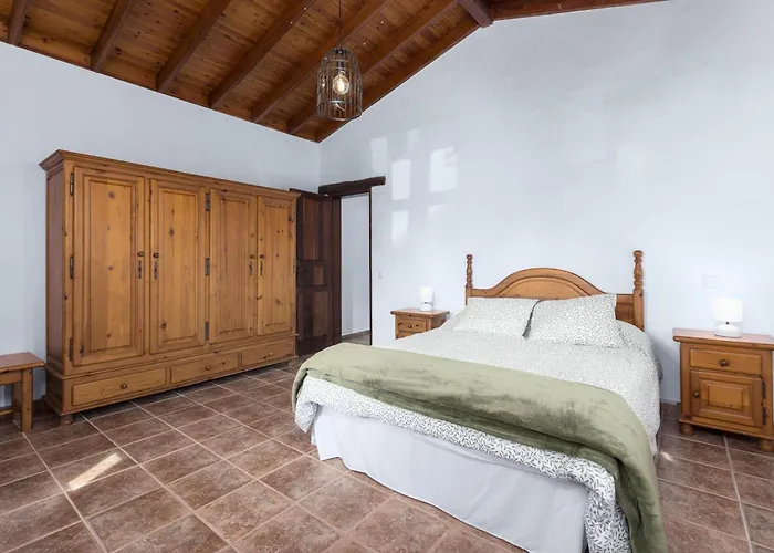 Дом отдыха Home2Book Casa Maria Rustic Escape In Villaverde Ла-Олива