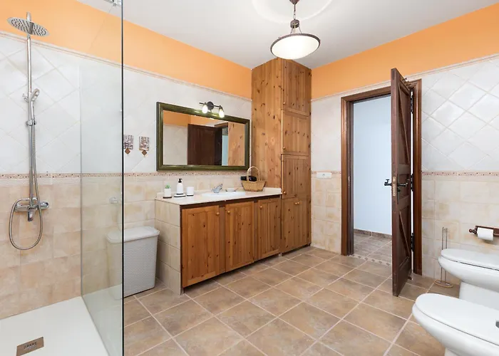 Дом отдыха Home2Book Casa Maria Rustic Escape In Villaverde Ла-Олива