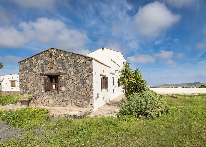 Дом отдыха Home2Book Casa Maria Rustic Escape In Villaverde